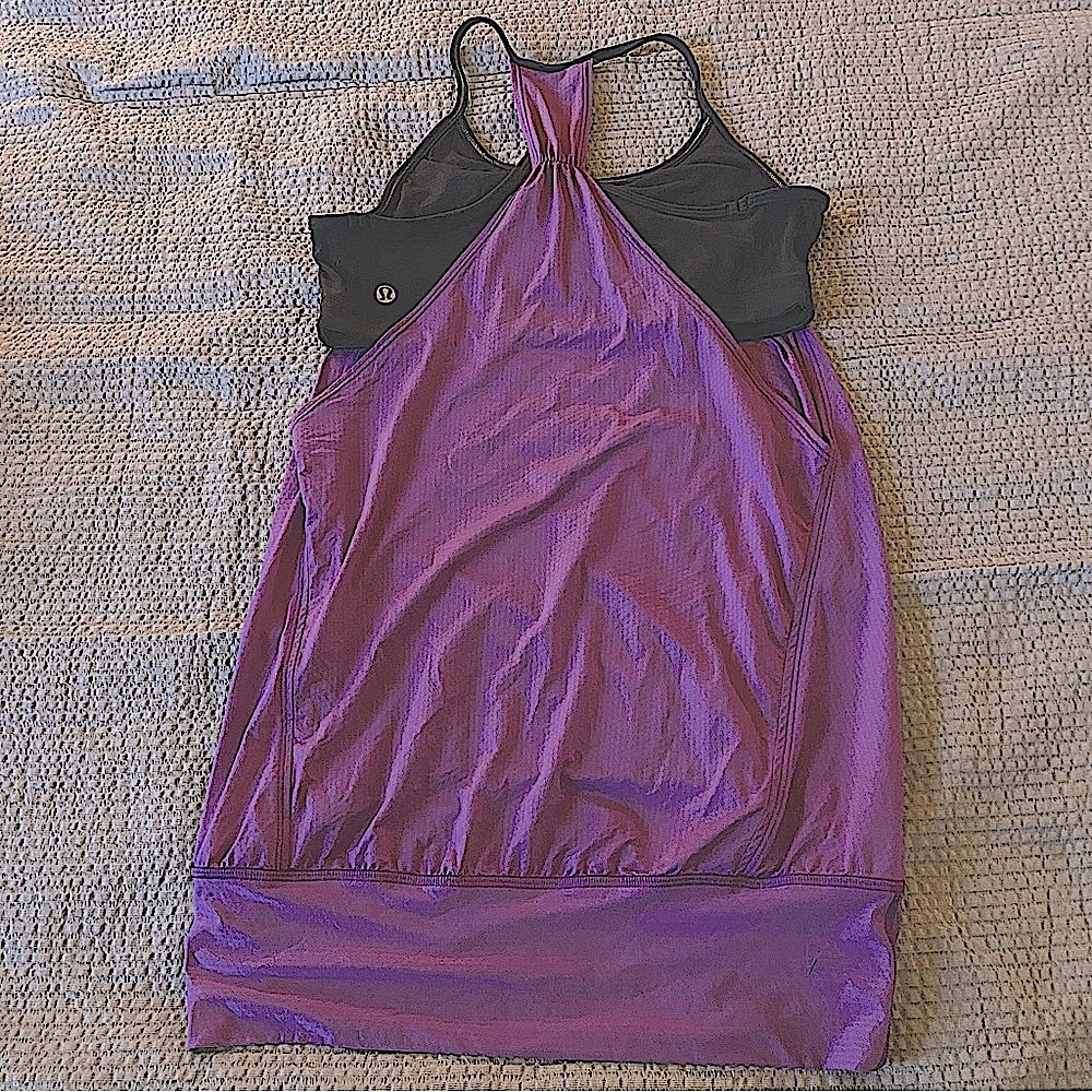 8 LULULEMON NO LIMITS HALTER RUNNING TOP BUILT IN RACERBACK  BRA PLUM & BLACK